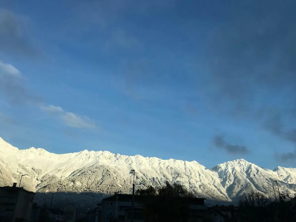 Ferienwohnung Traumhaft Ruhige Lage Eva Lamprecht Innsbruck Apartment